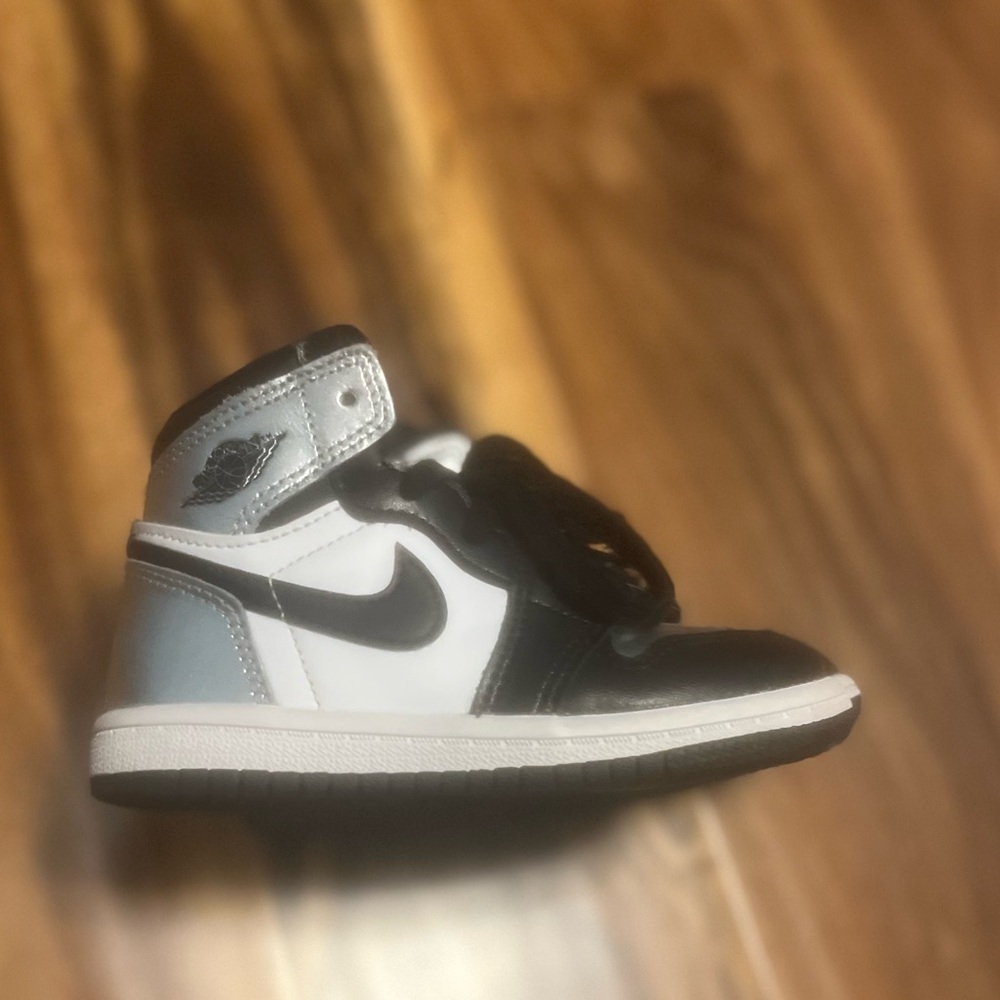 Toddler Jordan 1 Mid